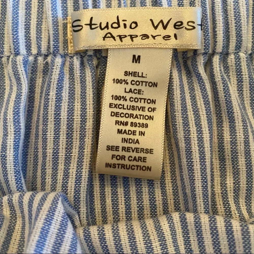 Studio West Apparel skirt cotton light blue and white stripes lace accent medium - Picture 3 of 3